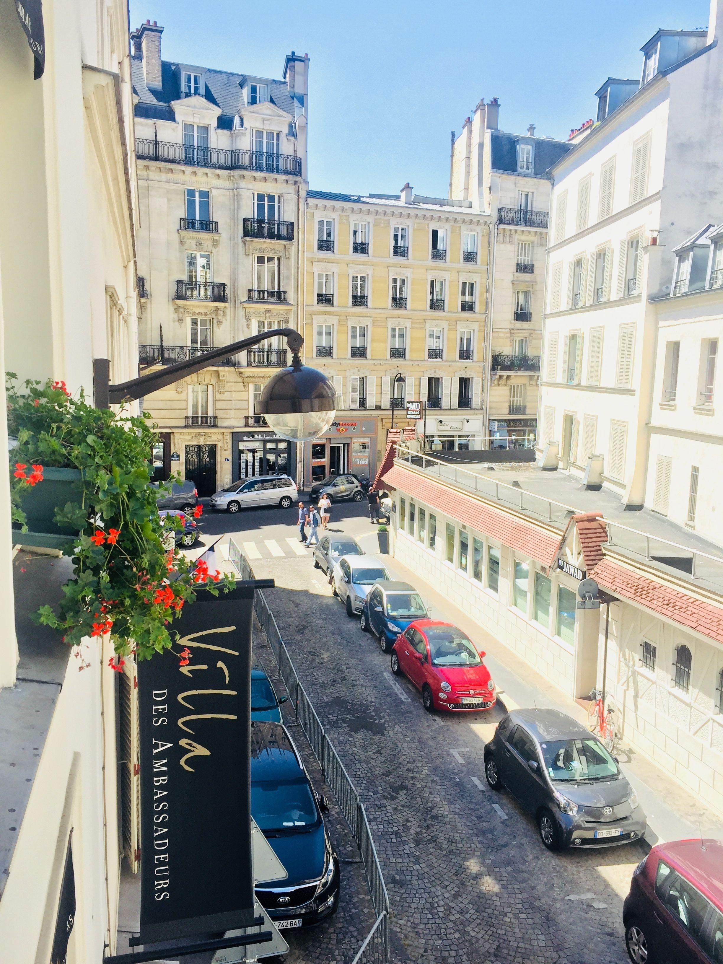 Des Ambassadeurs Hotel