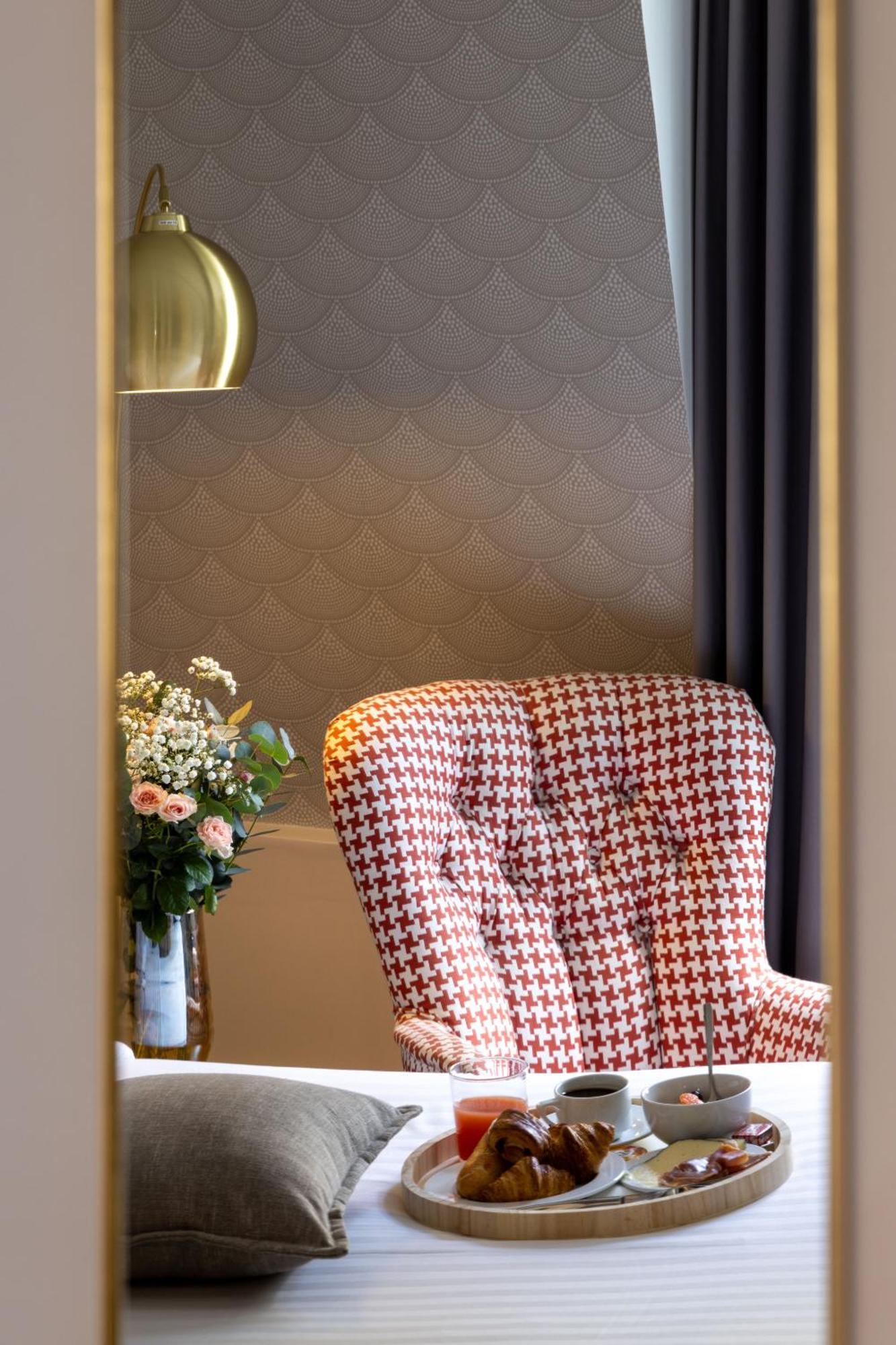 Des Ambassadeurs Parigi