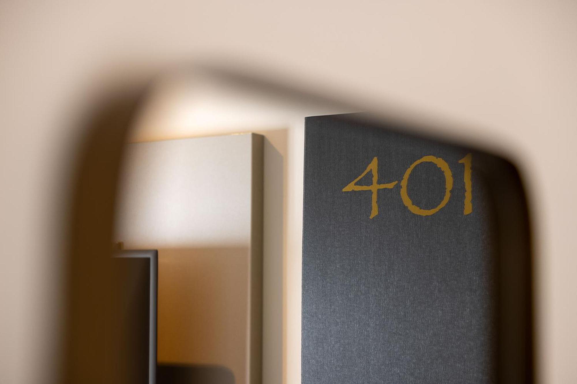 Des Ambassadeurs Hotel