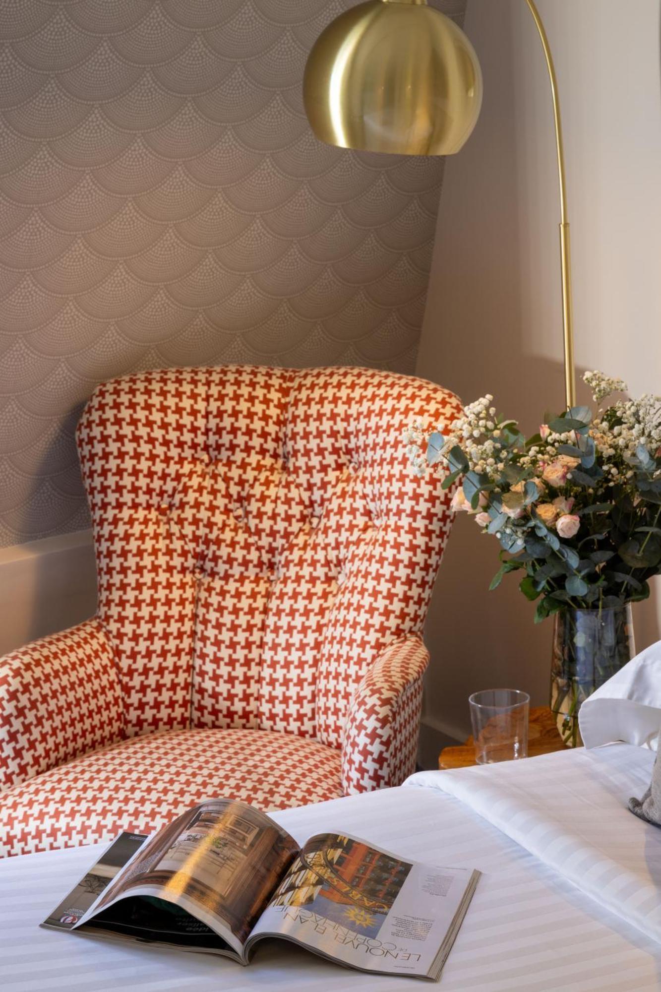 Des Ambassadeurs Hotel 3*