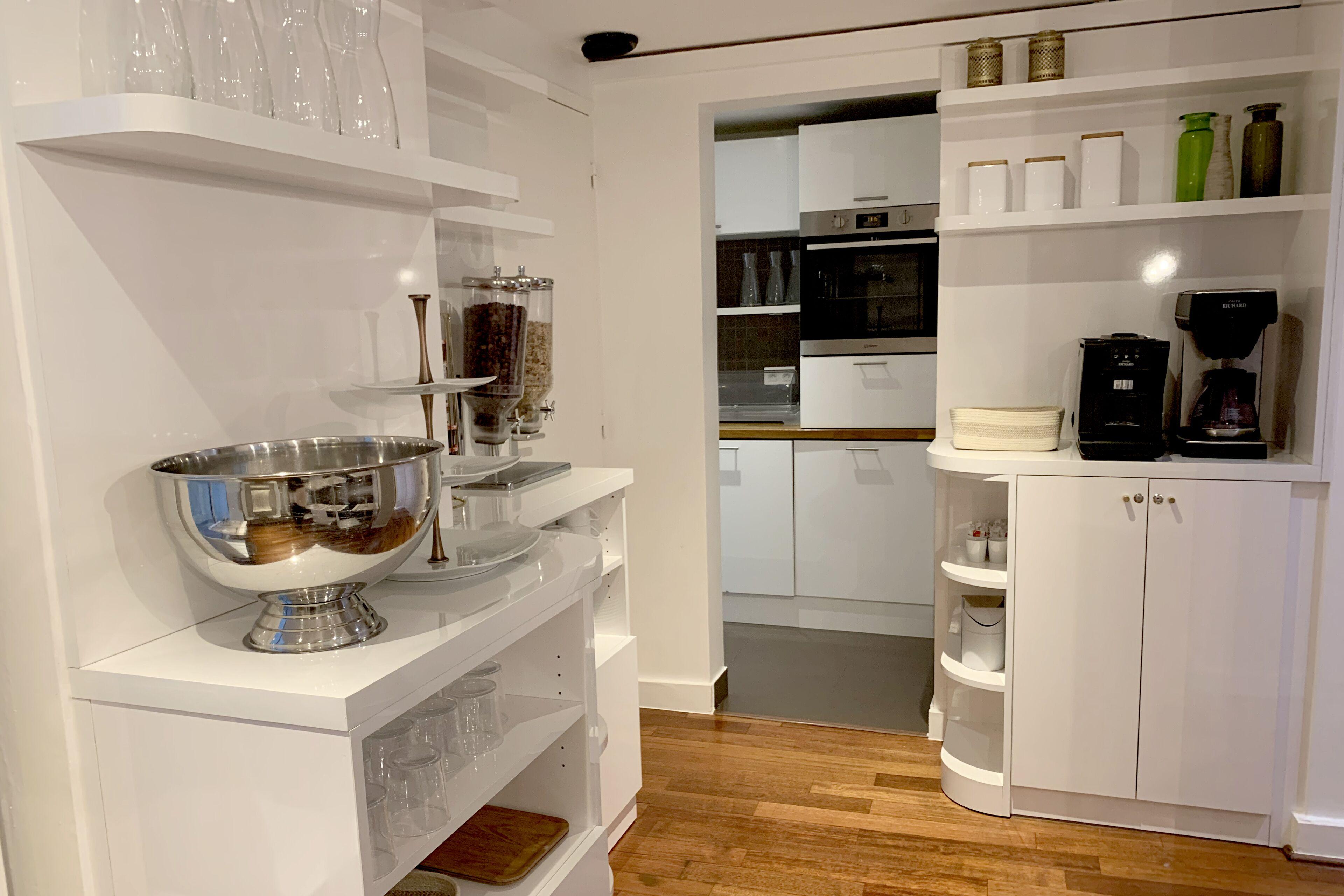 Des Ambassadeurs Hotel 3*