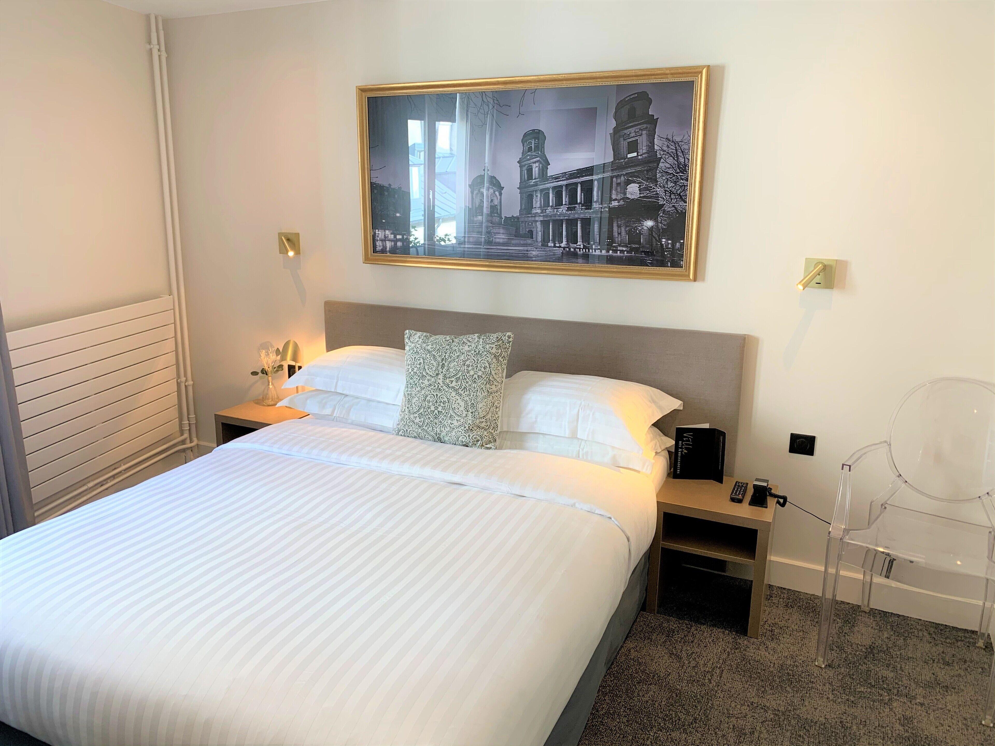 Des Ambassadeurs 3* Parigi